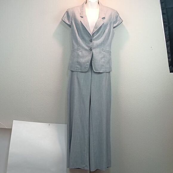The Limited Collection Women Light Gray Wide Leg And Jacket Pantsuit sx L / 14 - Picture 1 of 16